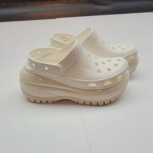 Crocs mega crush womens 7 nwot